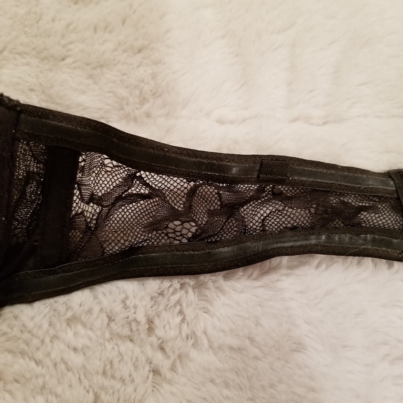 Victoria's Secret Strapless Black Lace Bra - Picture 7 of 8